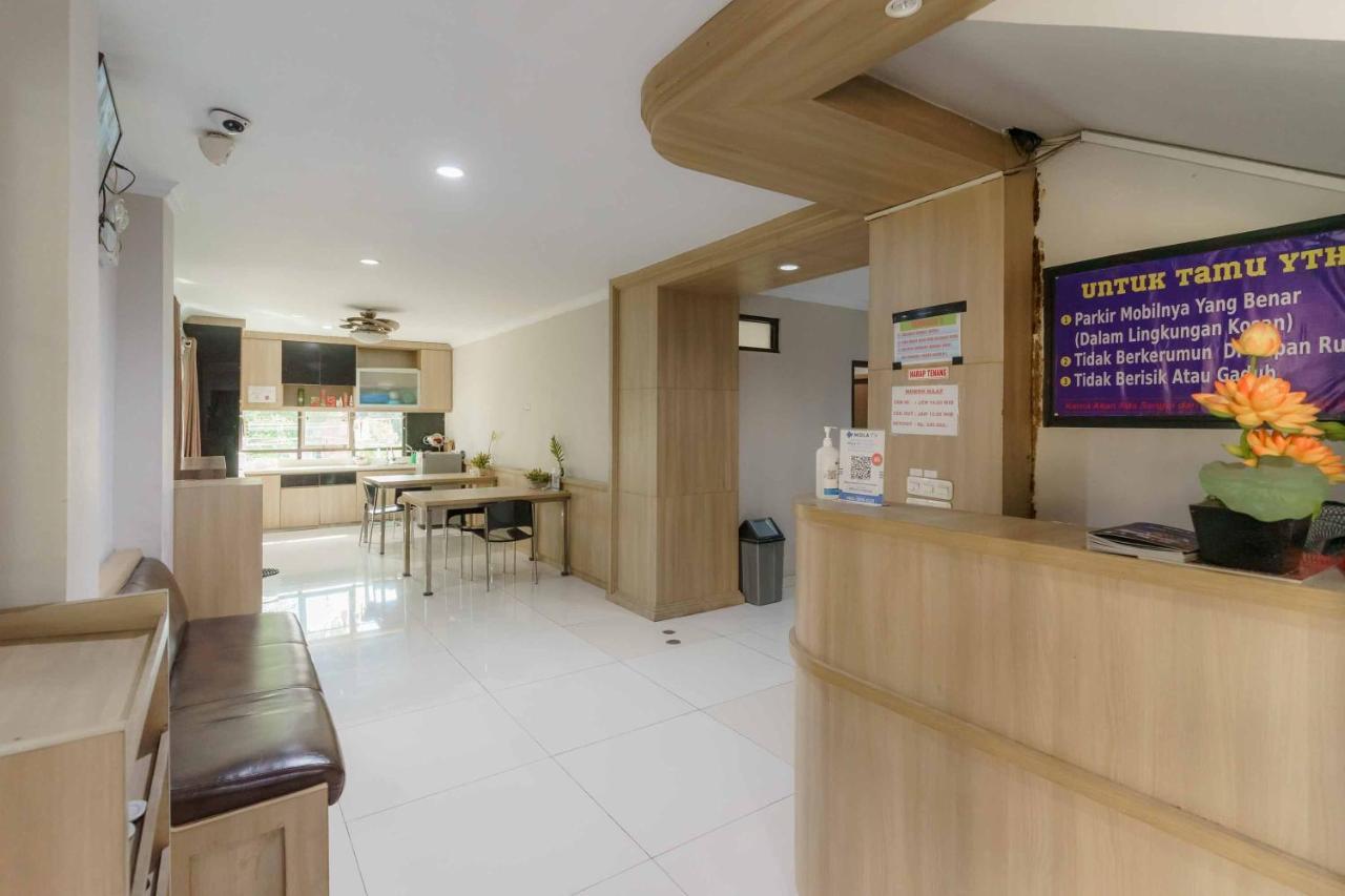 Koolkost Syariah At Taman Simprug Cikarang Hotel Bekasi Ngoại thất bức ảnh