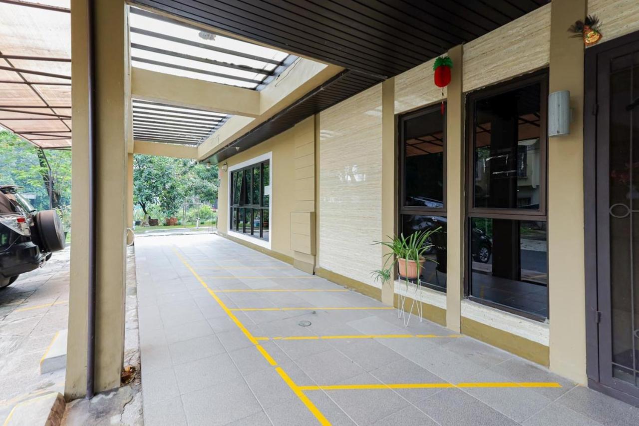 Koolkost Syariah At Taman Simprug Cikarang Hotel Bekasi Ngoại thất bức ảnh